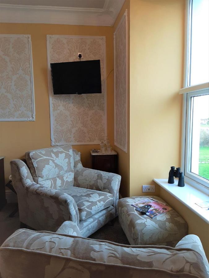 Min Y Don Guest House Llanfairfechan Bagian luar foto